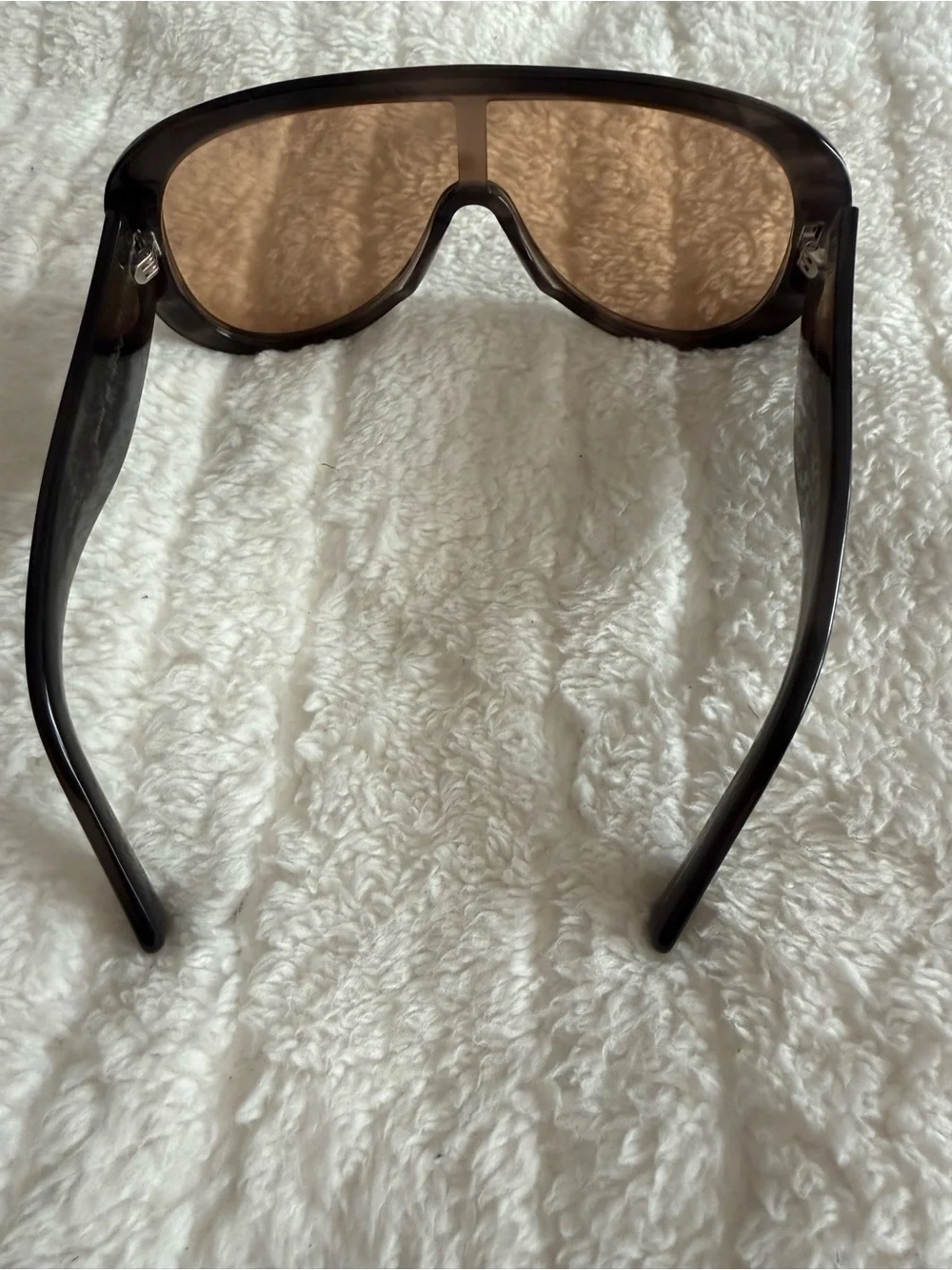 Gucci Oversized Women’s Shield Sunglasses - Grey/Brown